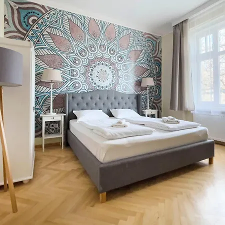 Fontana 巴拉顿菲赖德