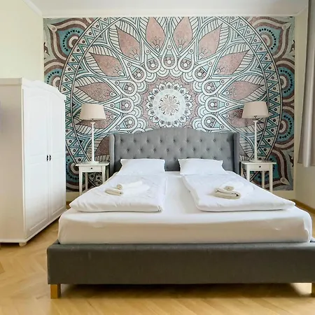 Fontana * 巴拉顿菲赖德