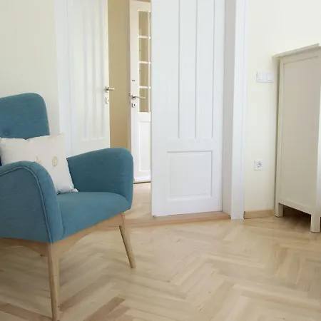 Fontana * 巴拉顿菲赖德