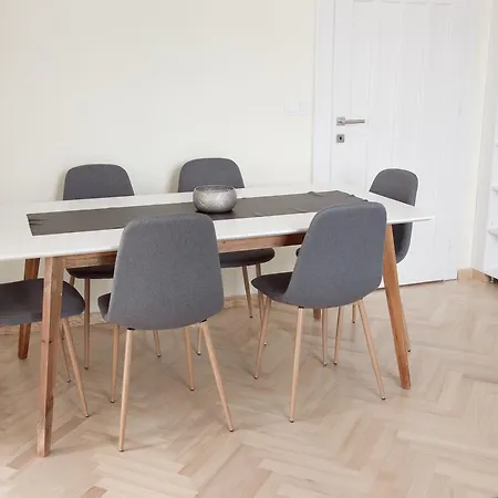 Fontana 巴拉顿菲赖德