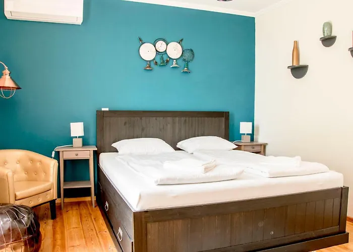 Fontana באלאטונפורד